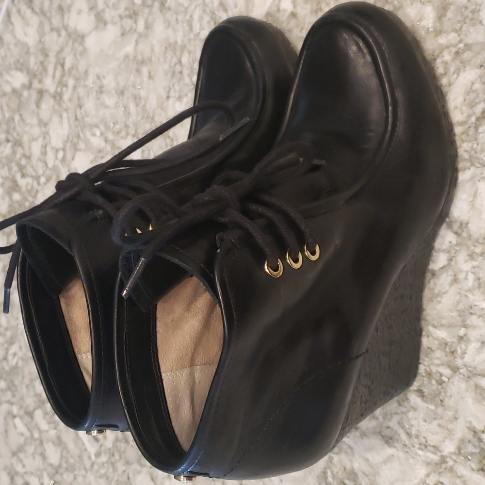MICHAEL Michael Kors Rory Black Leather Lace-Up Wedge Ankle Booties